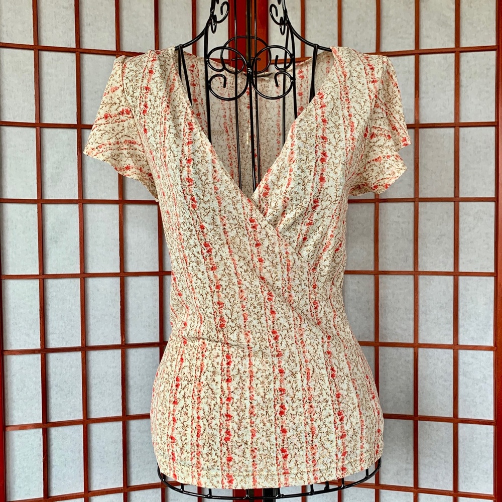 Eyeshadow Stretch Floral Sheer Top - Picture 4 of 7